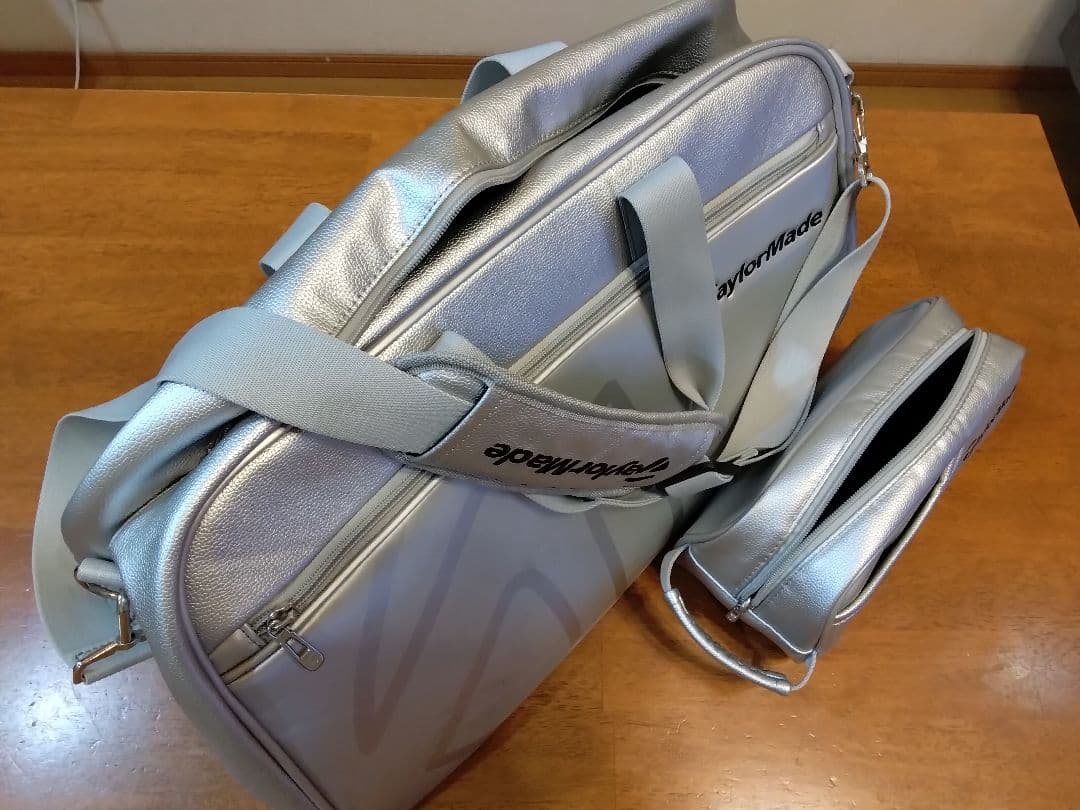 TaylorMade テーラーメイド シルバーゴルフバッグ カートポーチセット！