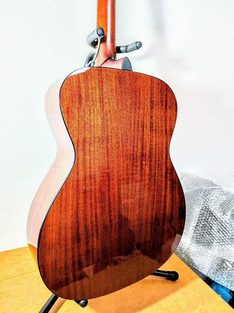 アコースティック　ギター　Aria AF-280 BS　ドレッドノートトップ単板