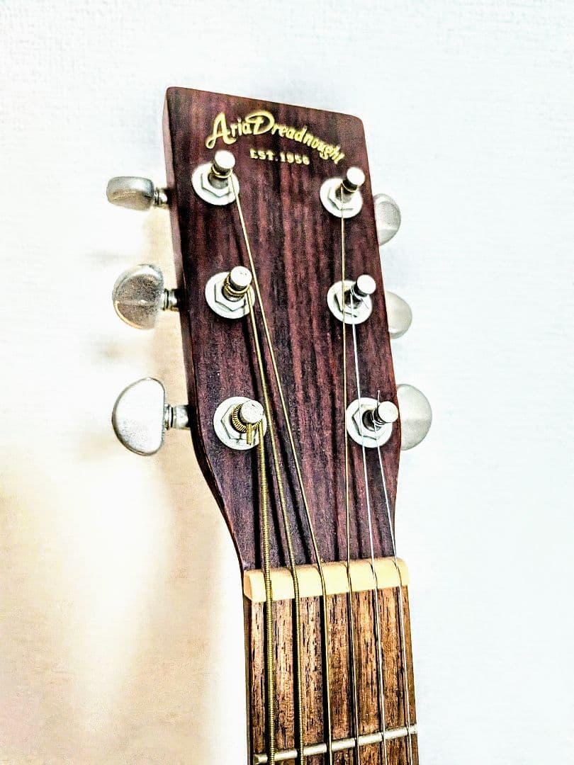 アコースティック　ギター　Aria AF-280 BS　ドレッドノートトップ単板