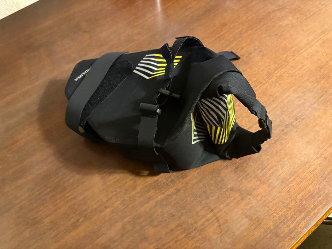APIDURA サドルバッグ 【RACING SADDLE PACK 5L)