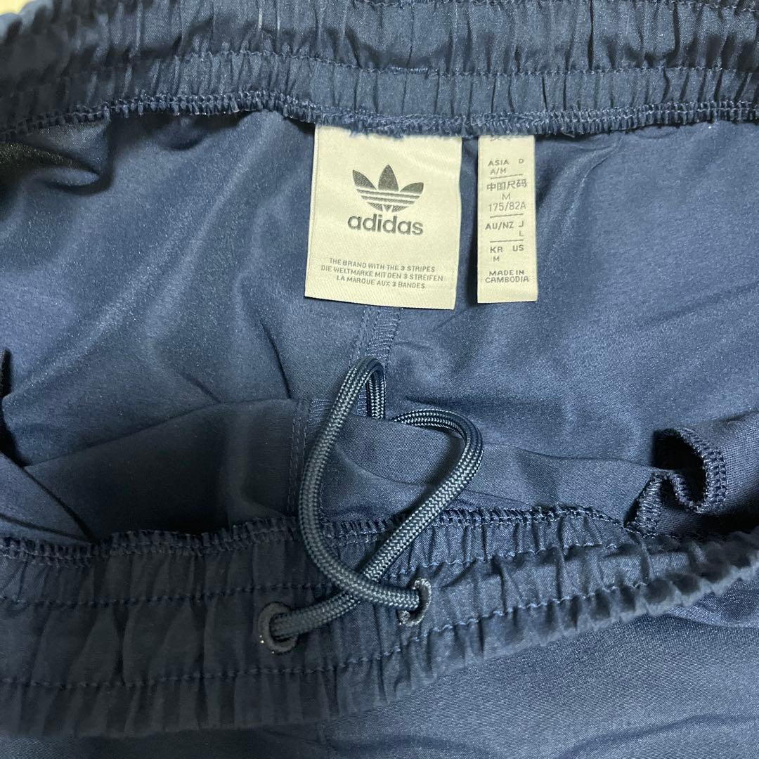 美品　adidas ネイビー ジャージパンツ 3本ライン　スポーツウェア