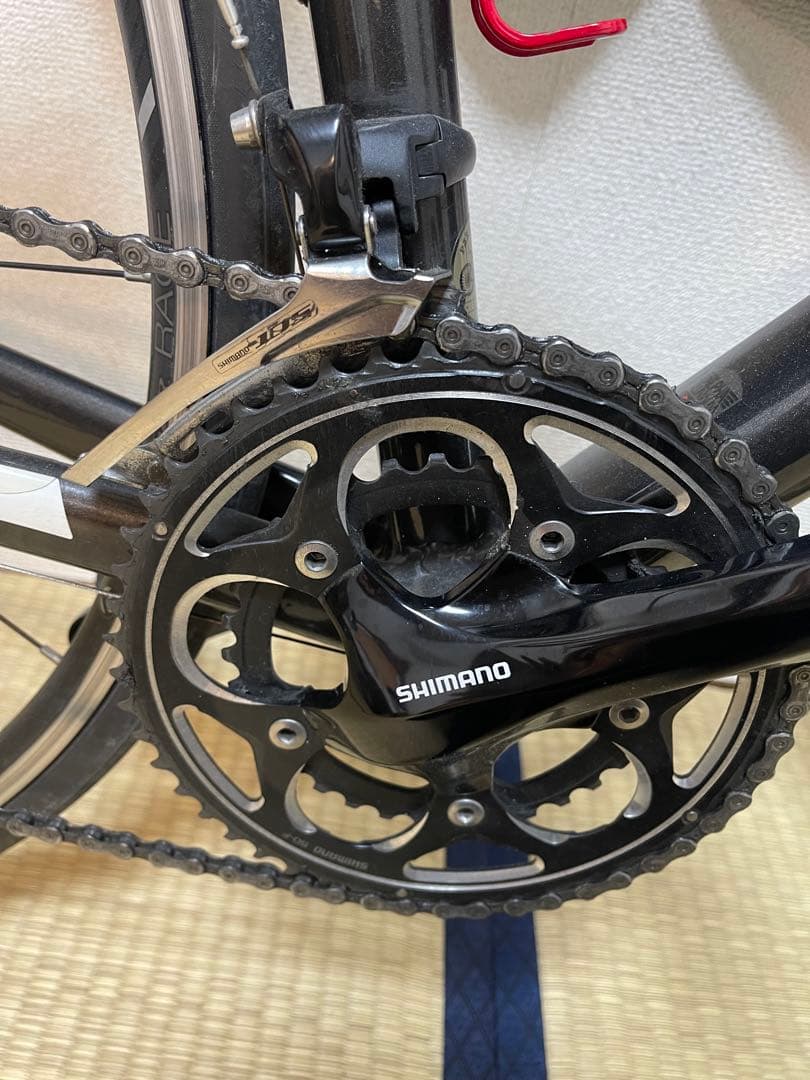 Trek Madone 2.3 自転車