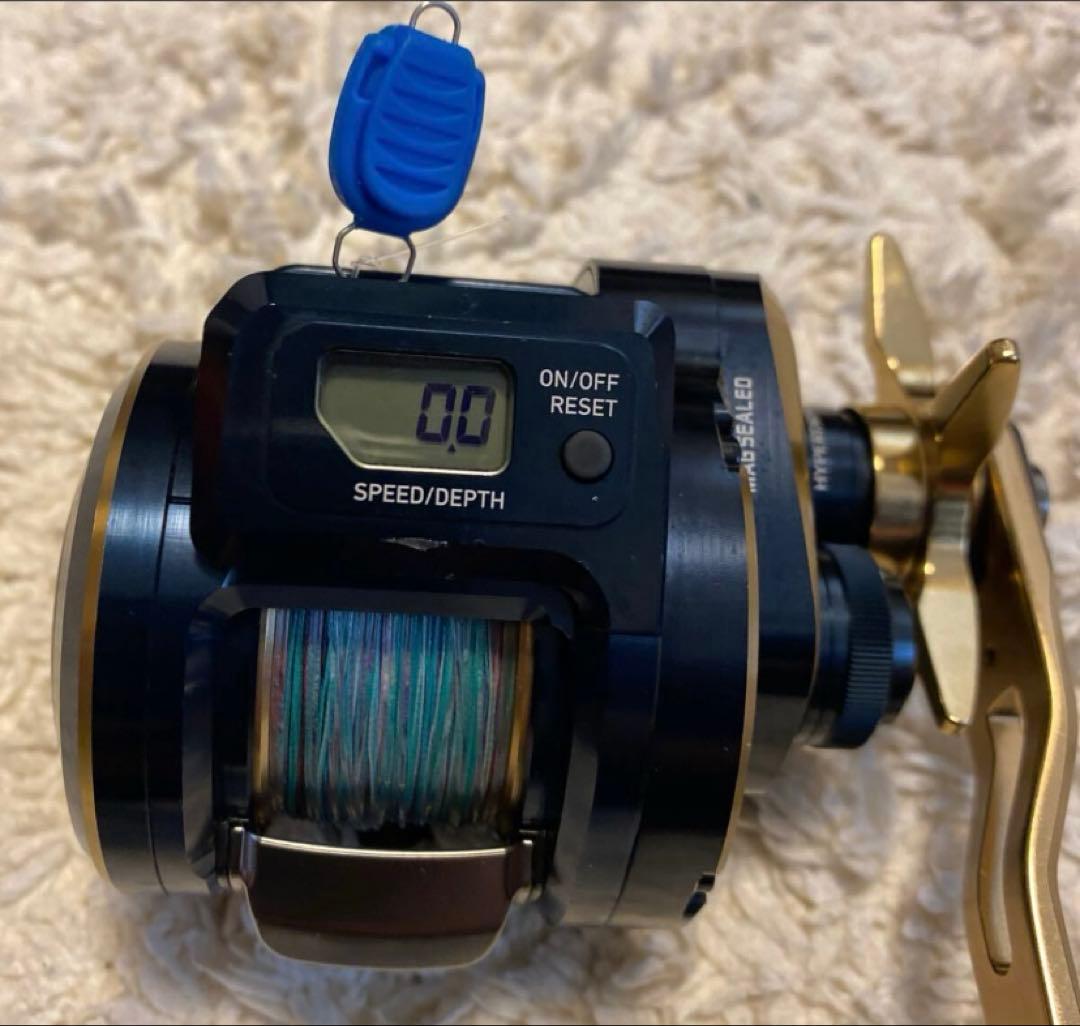 美品　ダイワ 21SALTIGA IC ソルティガIC300 右ハンドル
