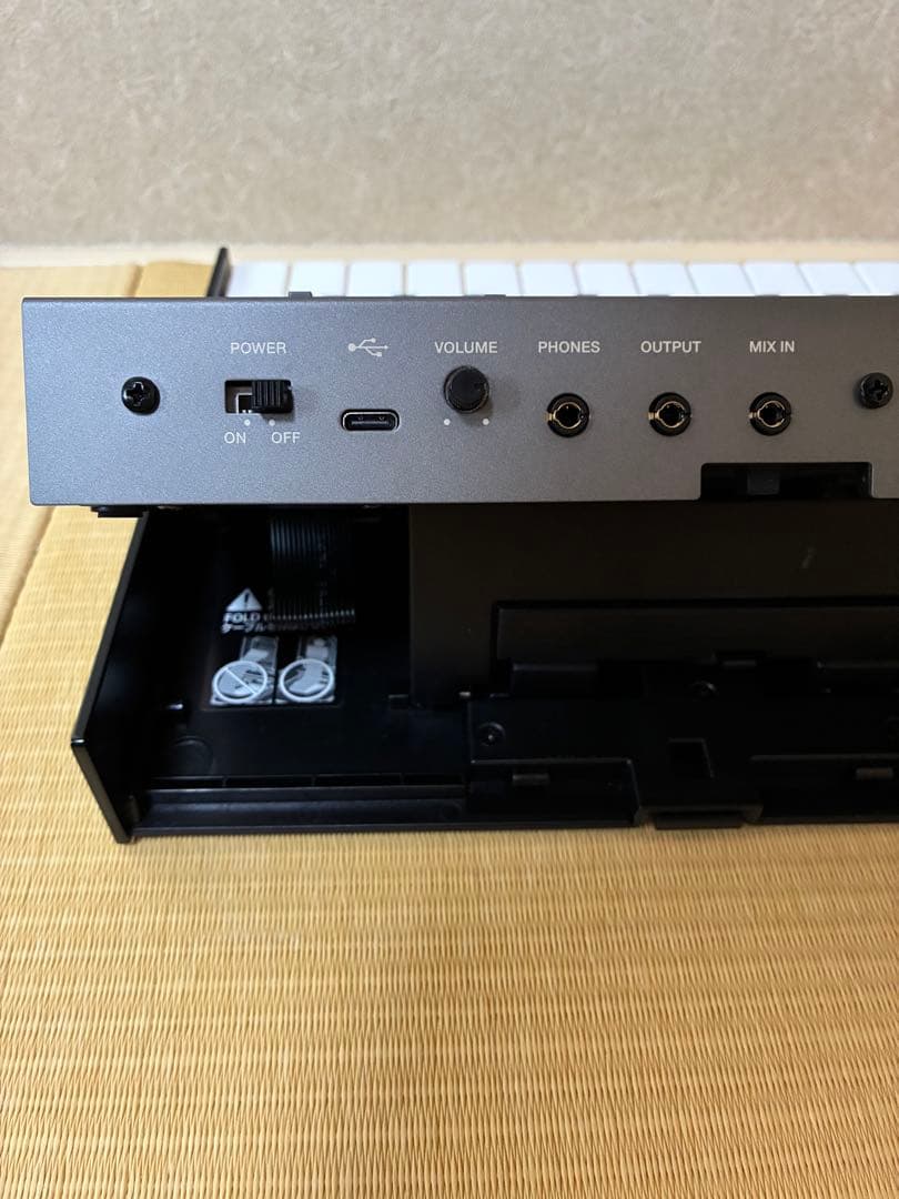 Roland JX-08 Boutique 付属品完備 シンセサイザー