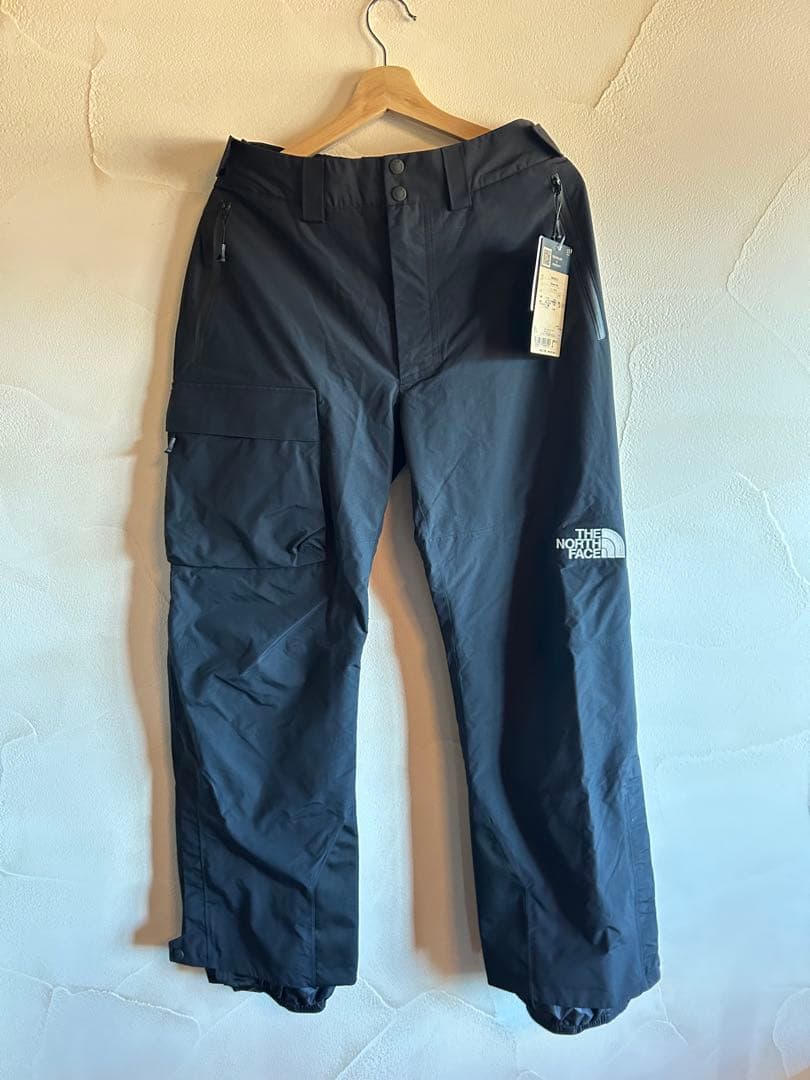 新品未使用！！ザ・ノースフェイス メンズ スキー パンツ シュカブラパンツ M