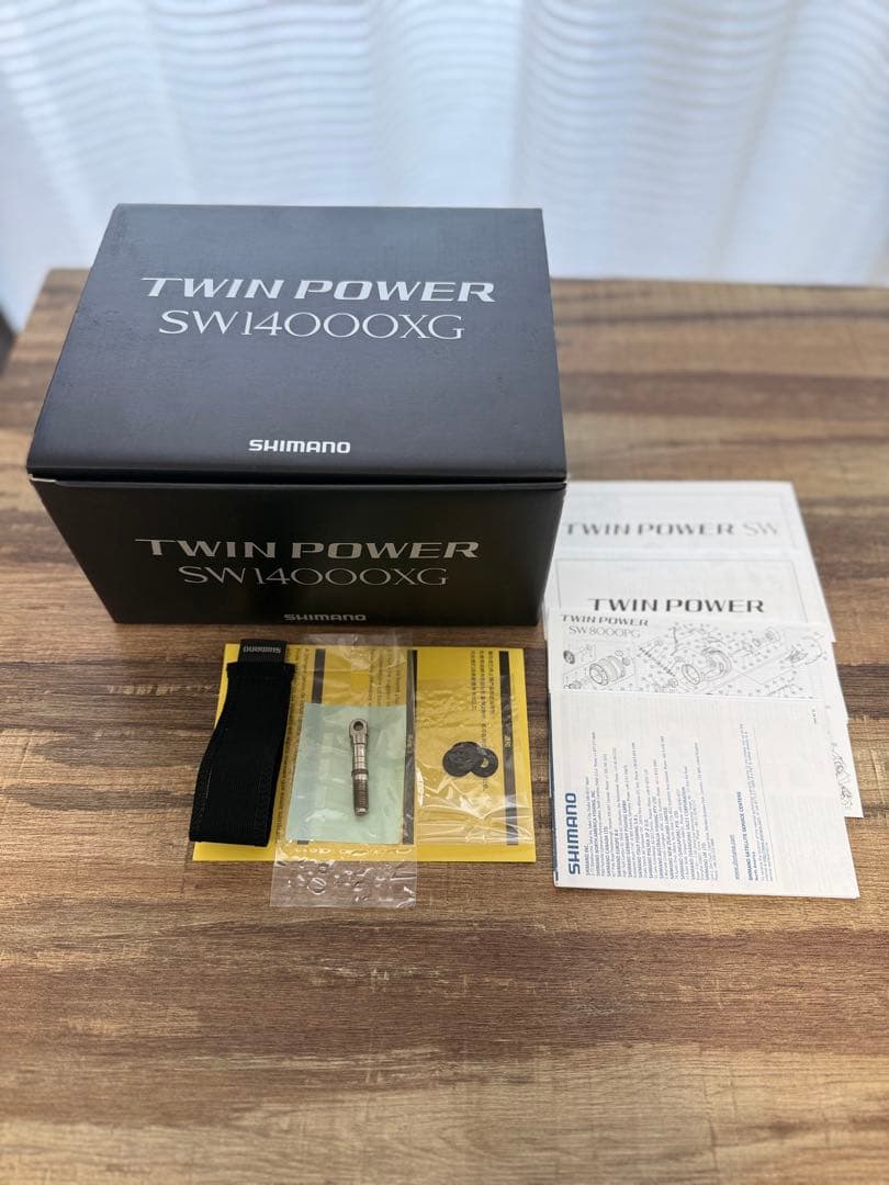 美品　シマノ　ツインパワーsw14000xg