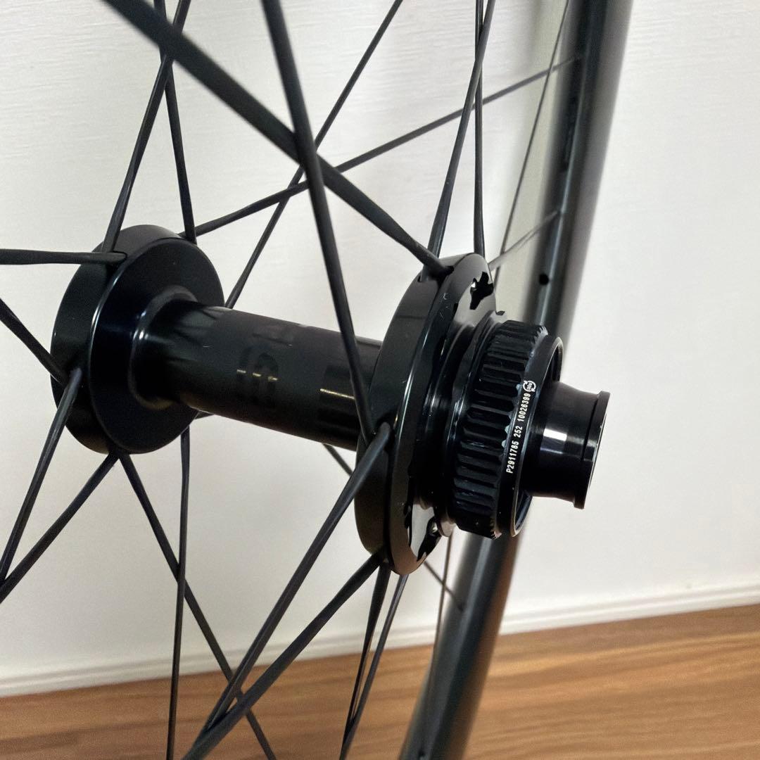 ボントレガー　AEOLUS RSL51 ※フロントのみ(走行距離200km未満)