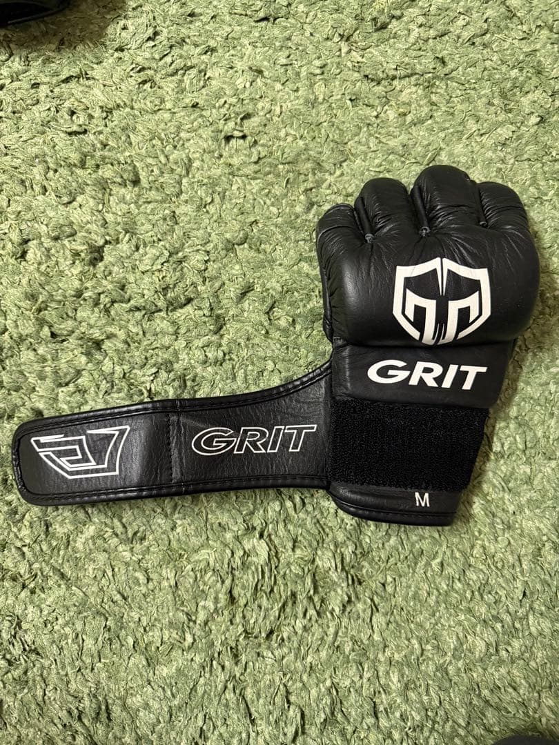 GRIT MMAグローブ ブラック(M)