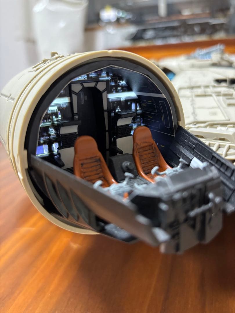 deagostiniスター・ウォーズ ミレニアム・ファルコン ，組み立て完成品