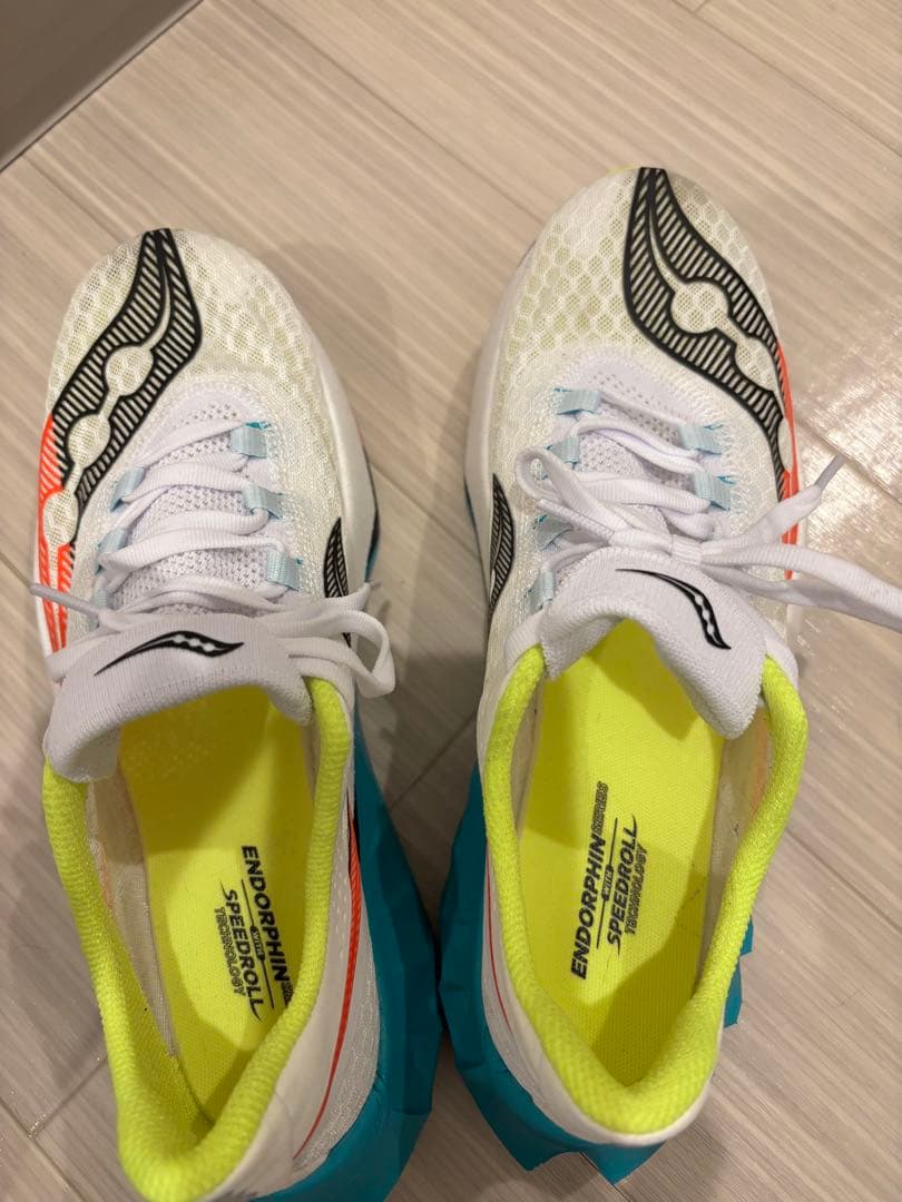 Saucony ランニングシューズ エンドルフィンプロ4 26cm