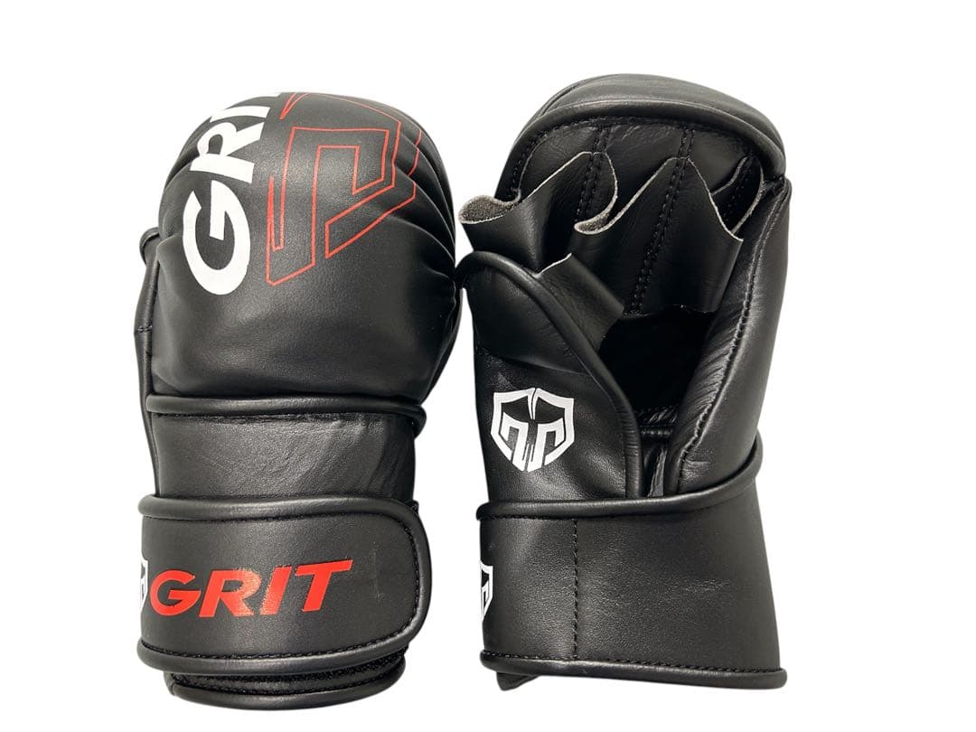 GRIT MMA SPARRING GLOVES 少し大きめのグローブです！