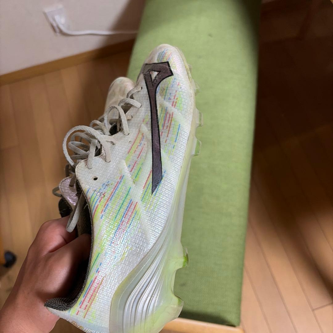 Mizuno Morelia Neo II サッカーシューズ