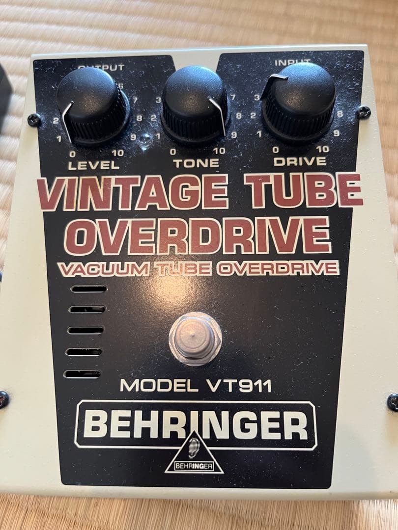 ベリンガー　VINTAG TUBE OVEPDRIVE
