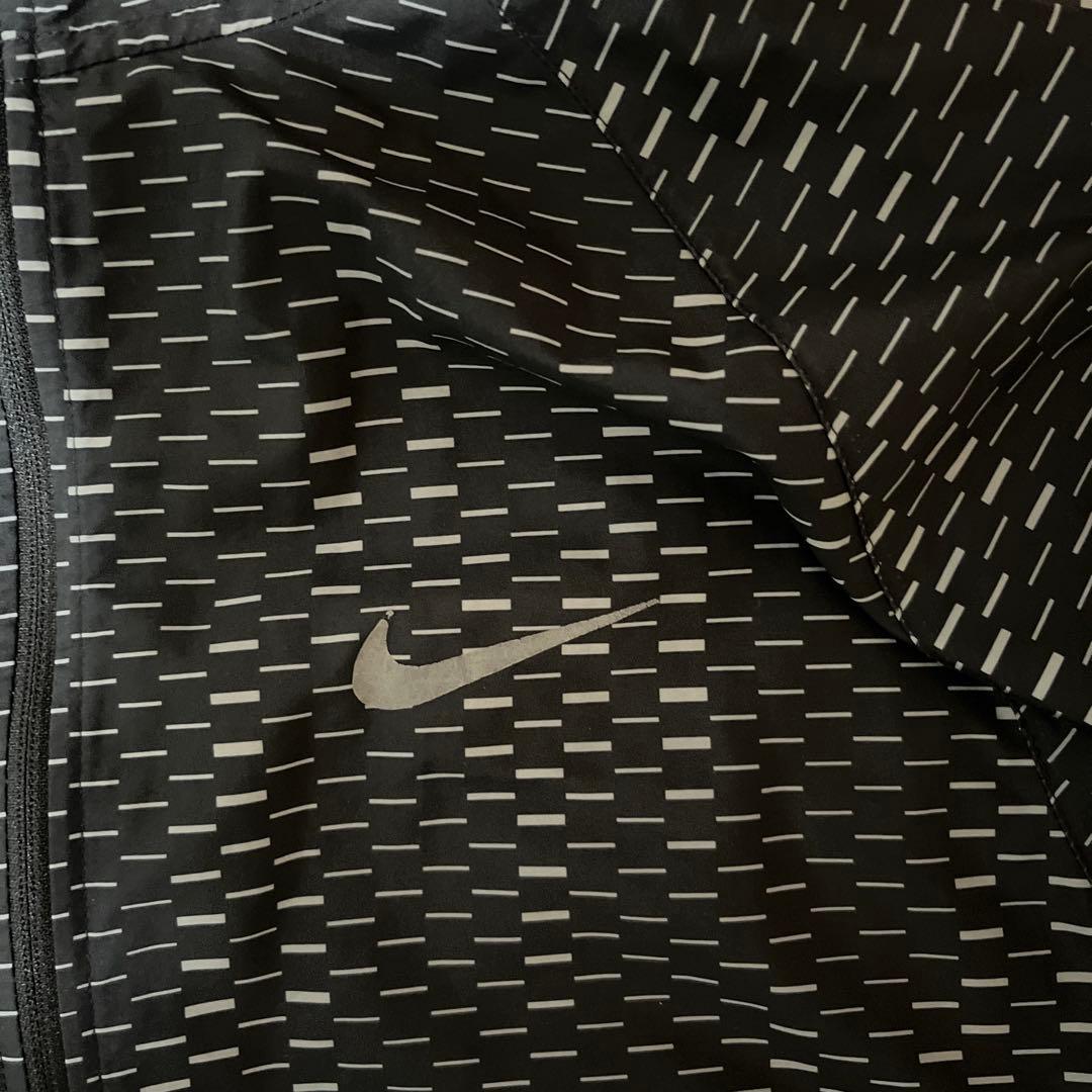 Nike ウィンドブレーカー Lサイズ