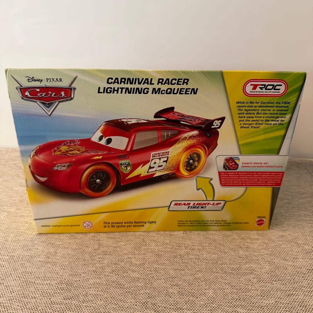 マテル　カーズ　カーニバルレーサー　ライトニング・マックィーン　未使用新品