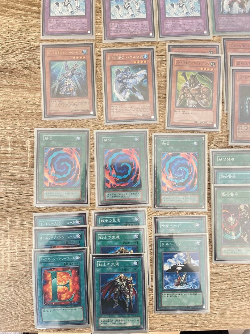 E・HEROデッキ　融合スーパーレア　アブソルートzero 遊戯王OCG カード