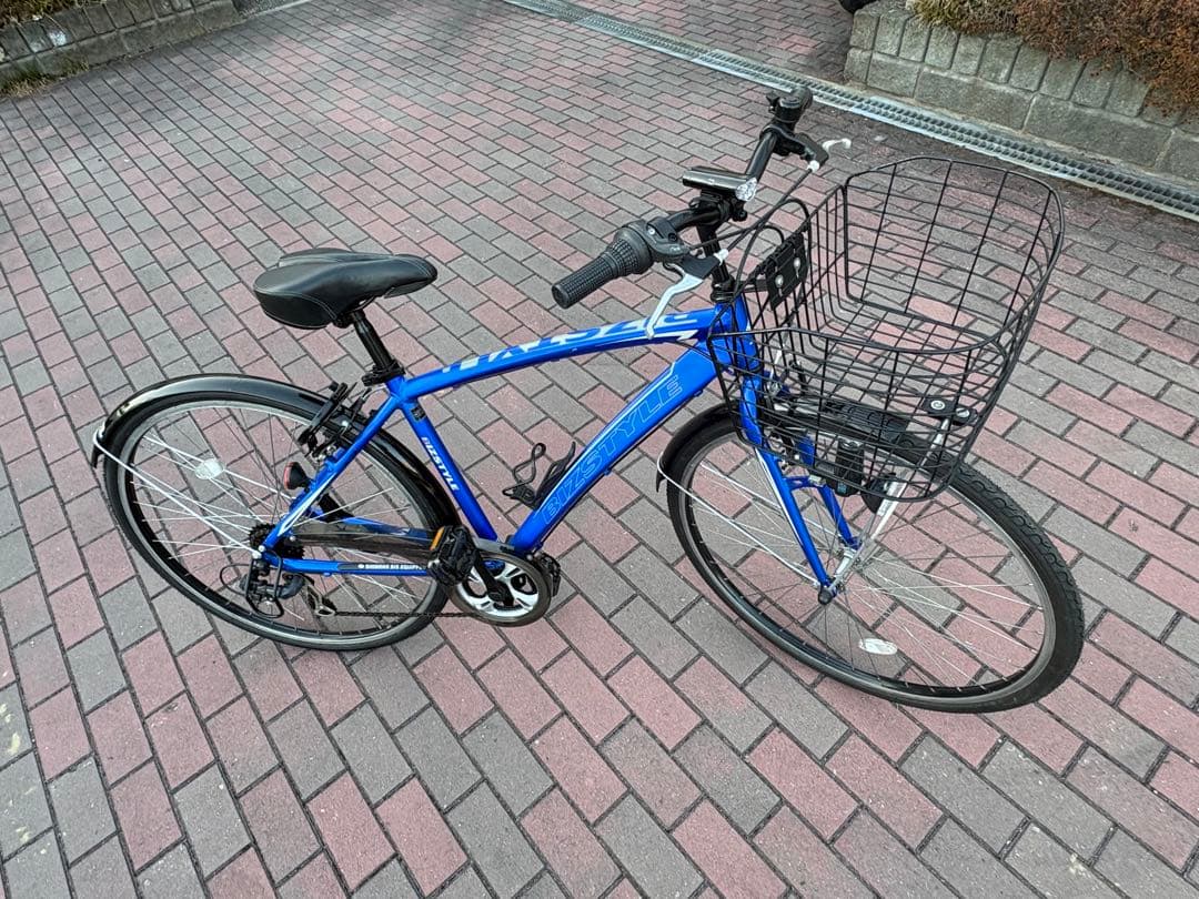 新品タイヤ・通勤通学快速バイク(700c)お届けでも、お引き取りでも大丈夫です。