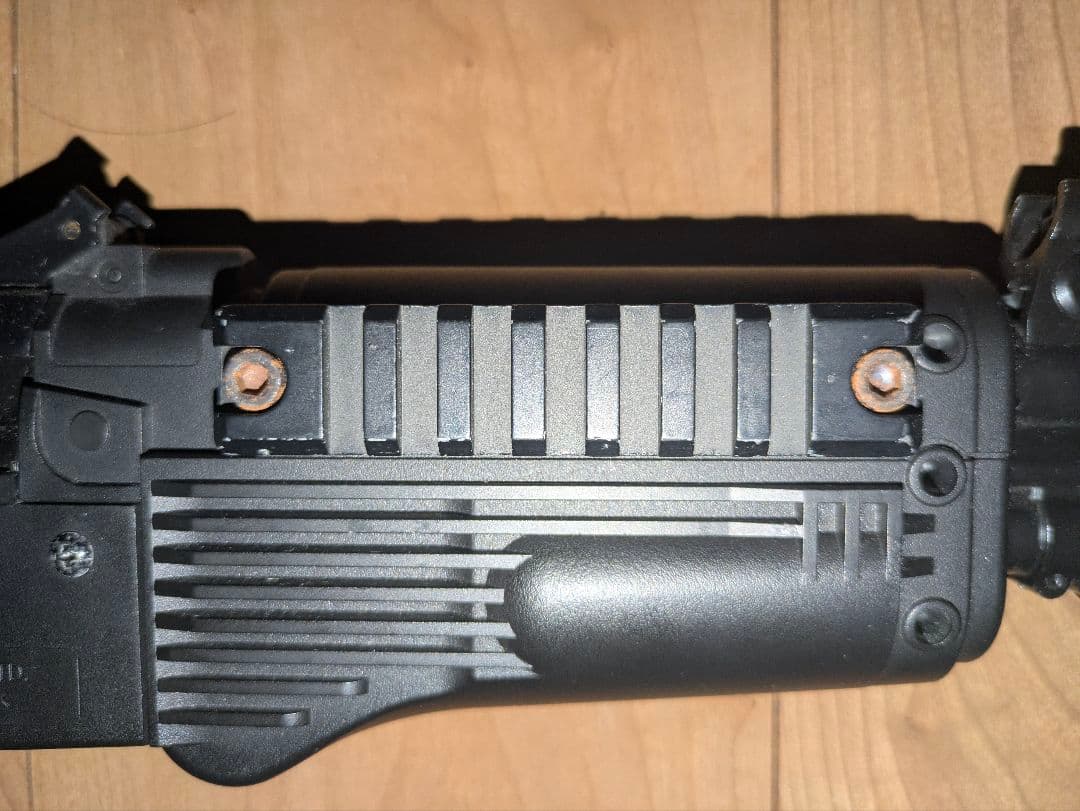 10禁 東京マルイ　AK74U 電動ガンライトプロシリーズ＋マガジン1本付き