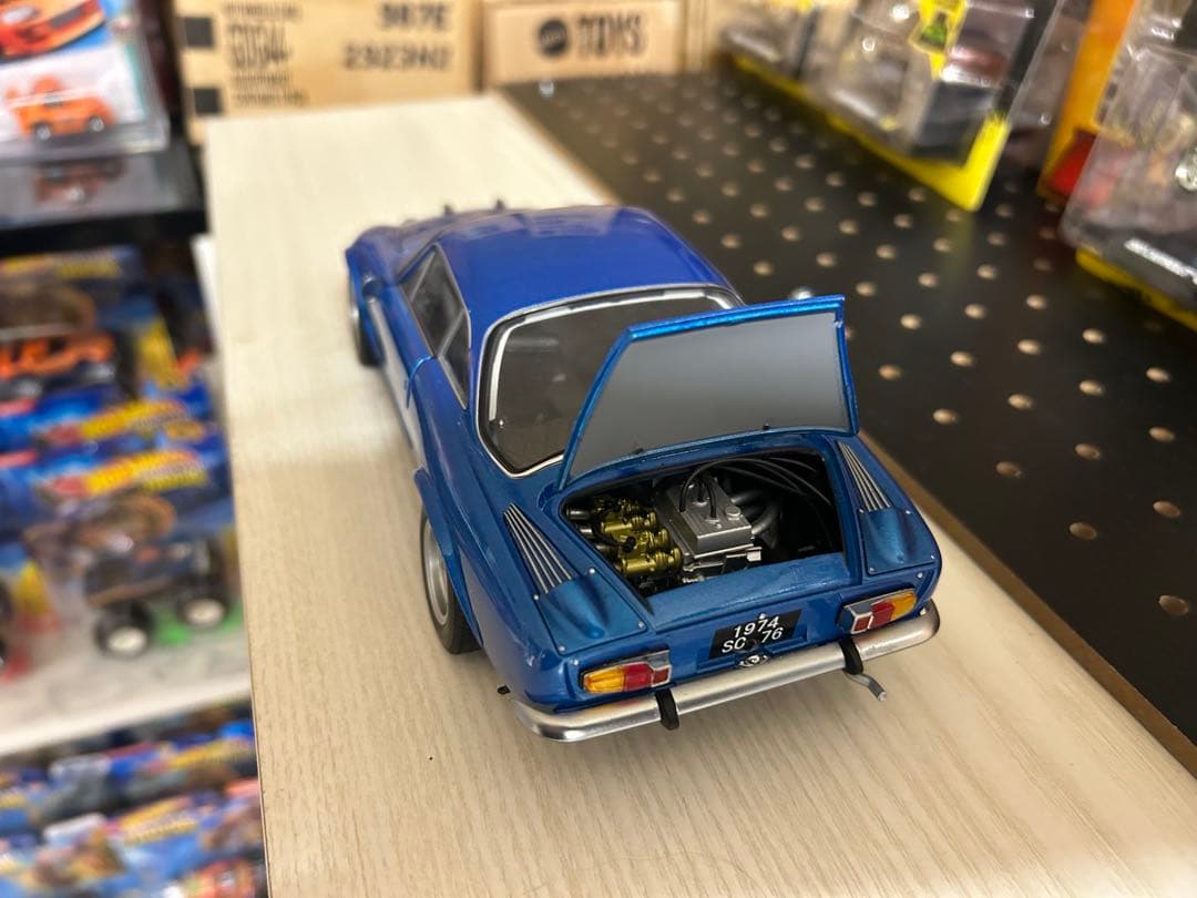アルピーヌ A110 京商　1/18 ローダウン