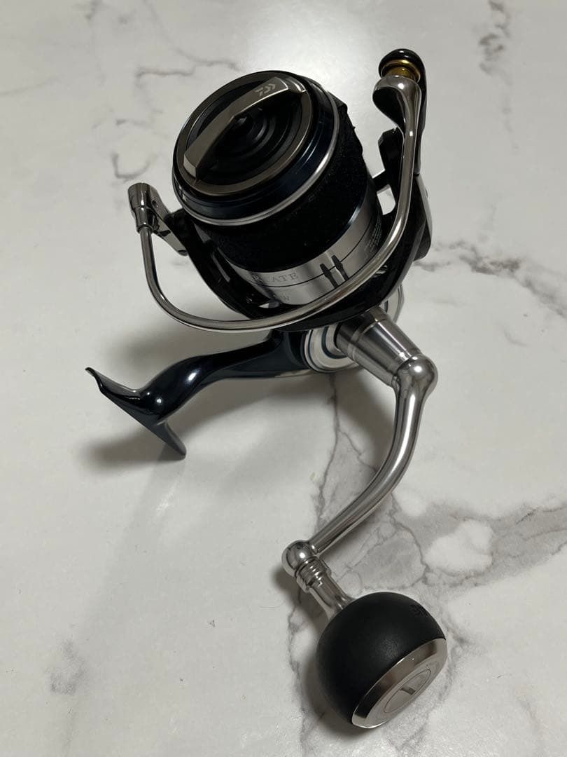 DAIWA セルテート　CERTATE 8000-H スピニングリール