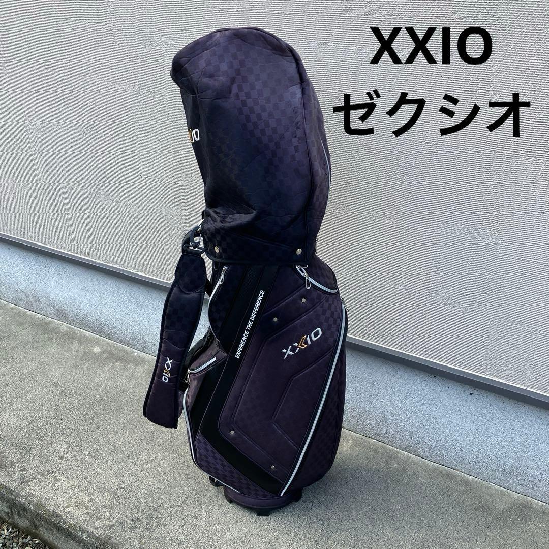 XXIO　ゼクシオ　キャディーバッグ（フード付き）