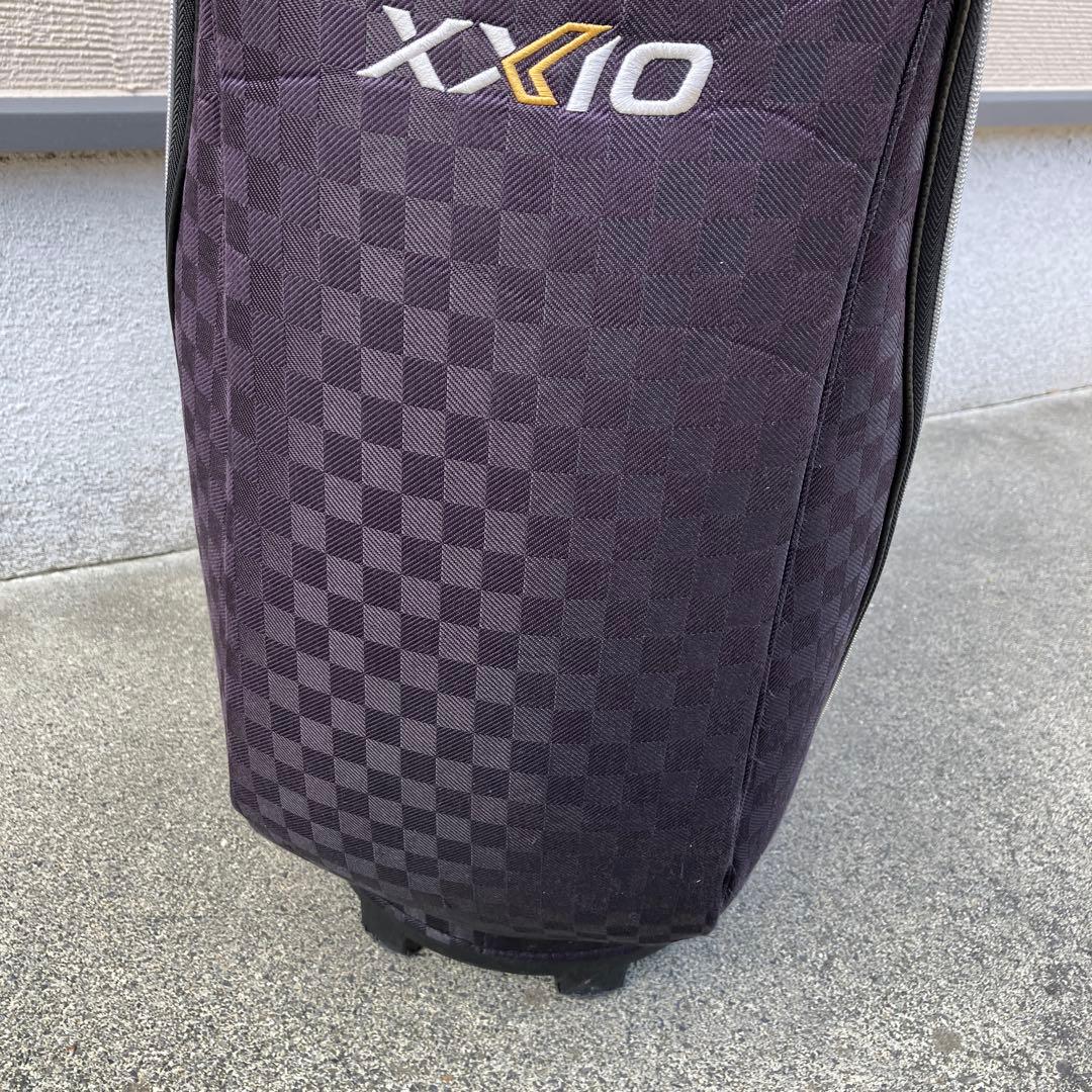 XXIO　ゼクシオ　キャディーバッグ（フード付き）