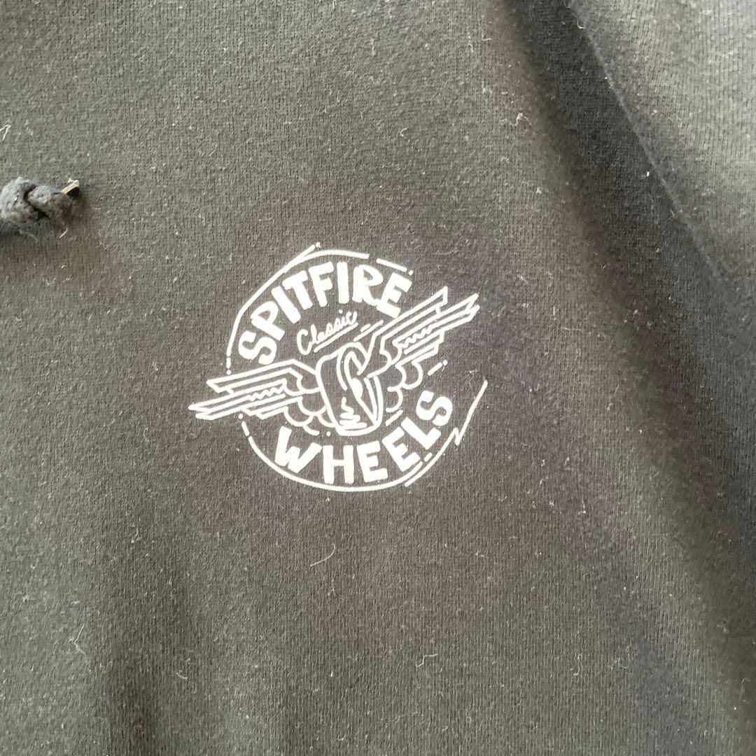 SPITFIRE フード付きスウェットシャツ 黒