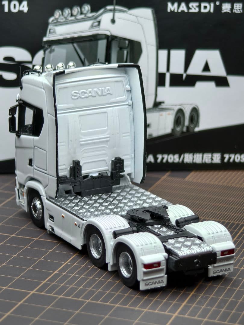 1/64 MASDI スカニア 770S トラクターヘッド ホワイト