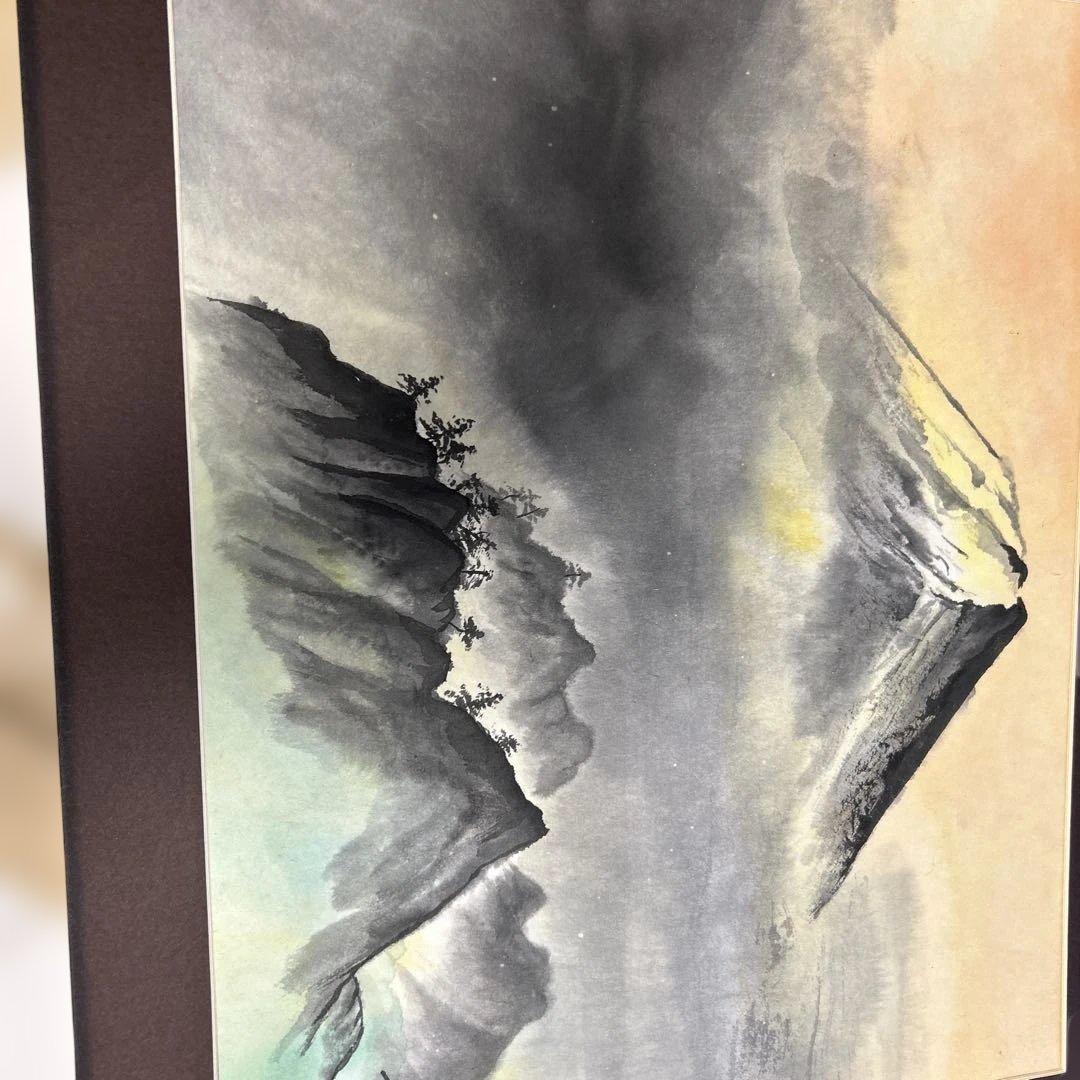 富士山　日本絵風景画和風　インテリア水墨画 山景色 黒いフレーム付き