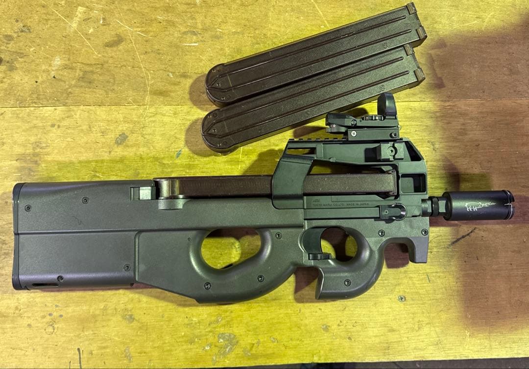 東京マルイ　P90TR