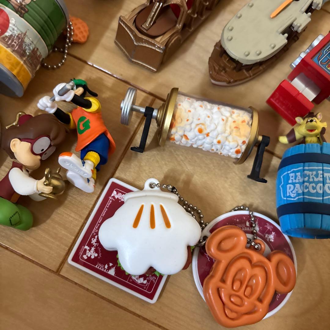 ディズニー　トミカ　ミニチュアフィギュアコレクション　ファストパス