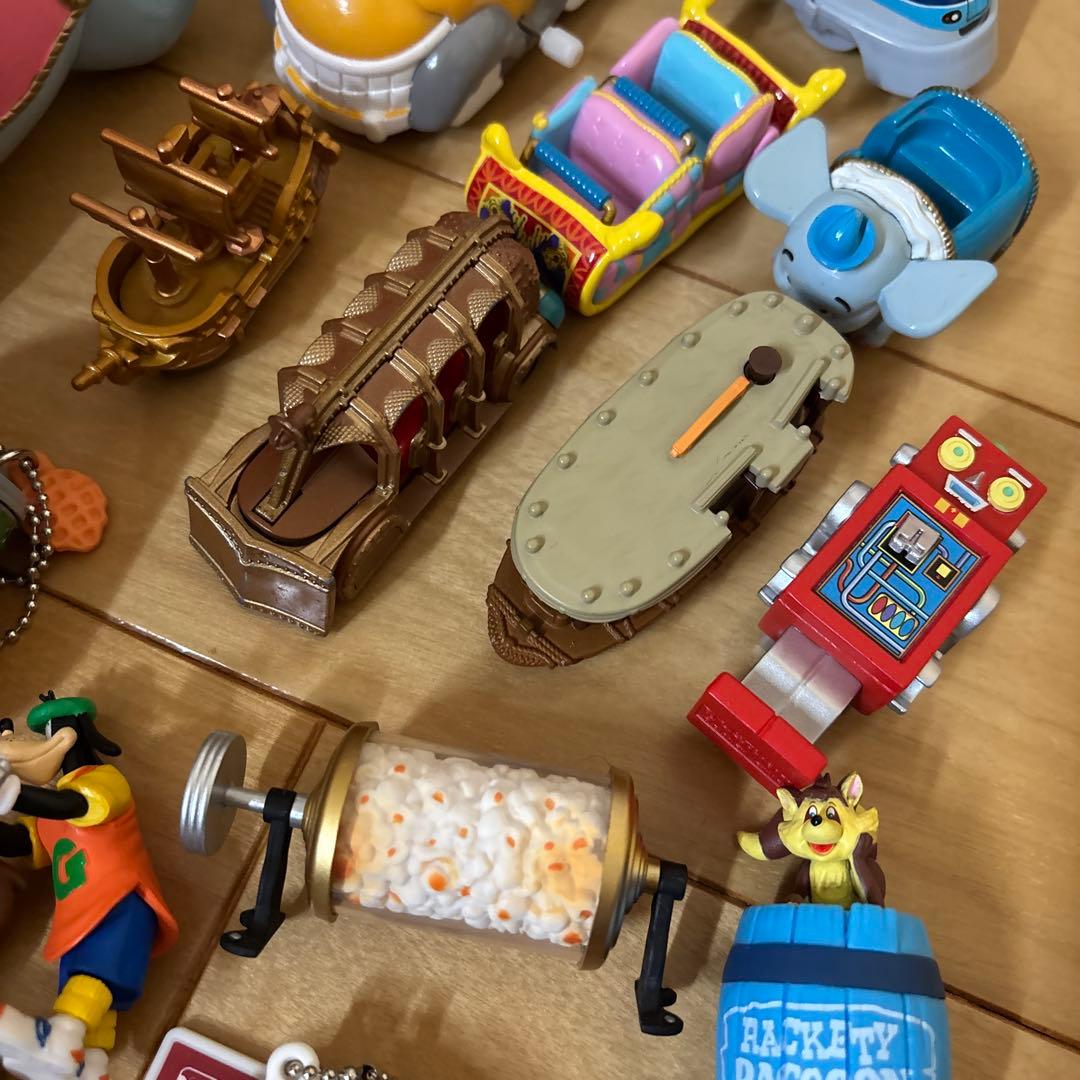 ディズニー　トミカ　ミニチュアフィギュアコレクション　ファストパス