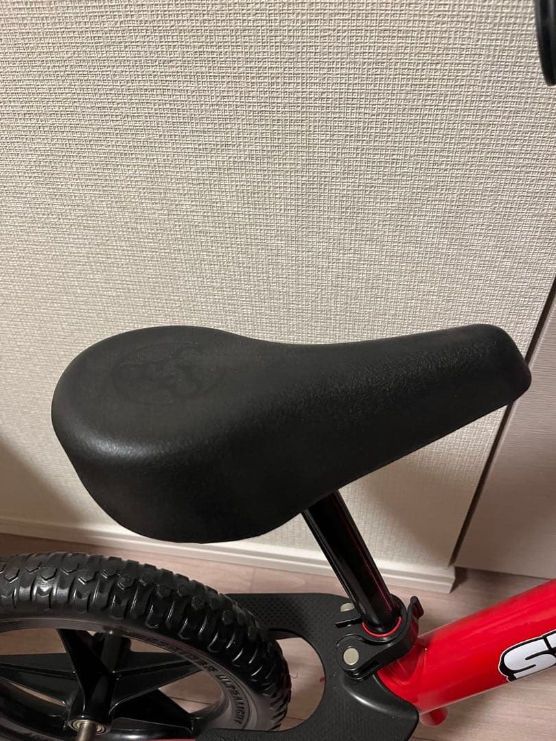 STRIDER 12 バランスバイク 赤