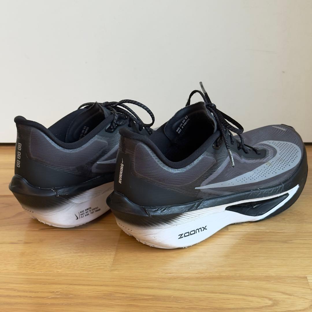 美品 26.0 ズームフライ6 ナイキ NIKE