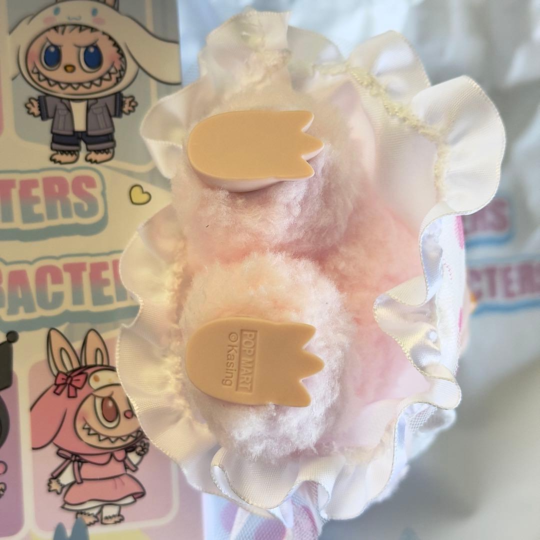 正規品 POPMART ラブブ サンリオ ぬいぐるみペンダント ハローキティ