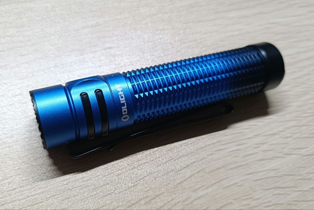 OLIGHT(オーライト) WARRIOR mini 3 ブルーグラデーション