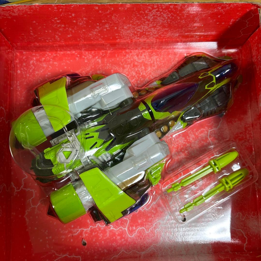 希少品　動作確認済トランスフォーマーギャラクシーフォース三輪強襲兵ランドバレット