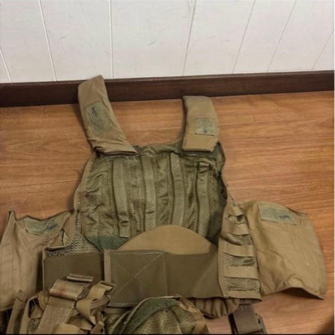 米軍実物　VEST FRONT BACK SUBASSYタクティカルベスト　①
