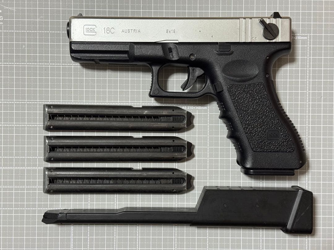 【最終値下】東京マルイ GLOCK 18C 電動ガン シルバー ロングマガジン付