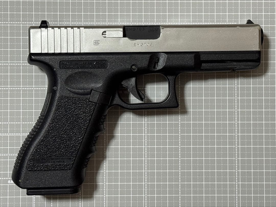 【最終値下】東京マルイ GLOCK 18C 電動ガン シルバー ロングマガジン付
