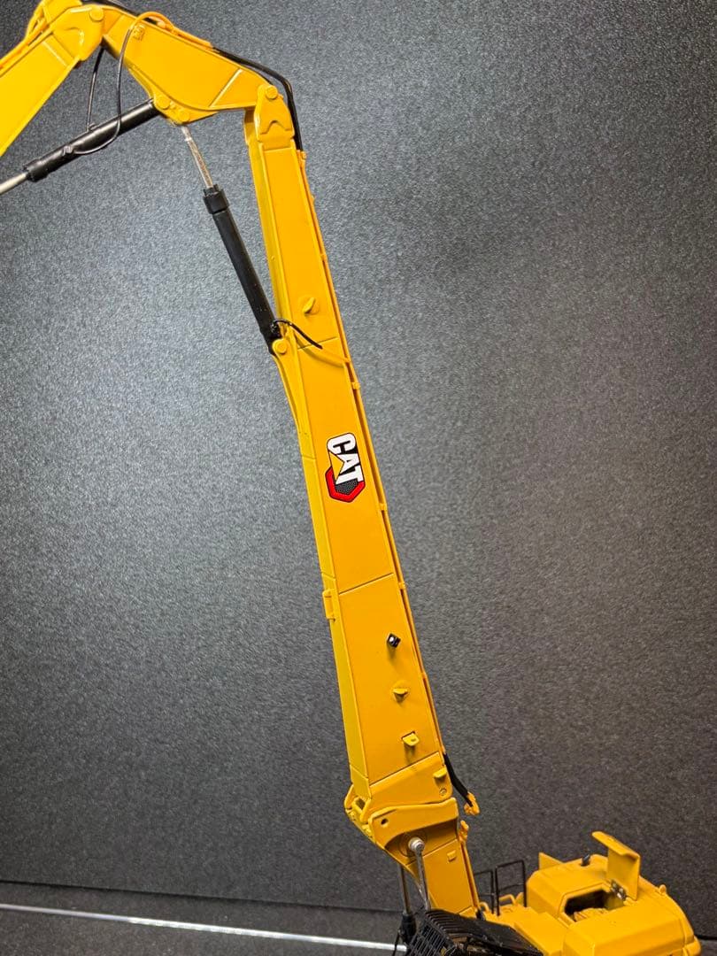 1/50 CAT 352 高所解体仕様 重機 建機