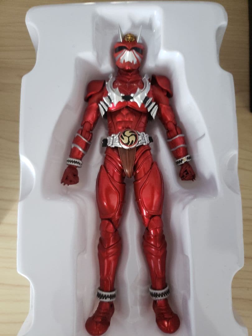 BANDAI SHFiguarts　真骨彫 仮面ライダー 響紅
