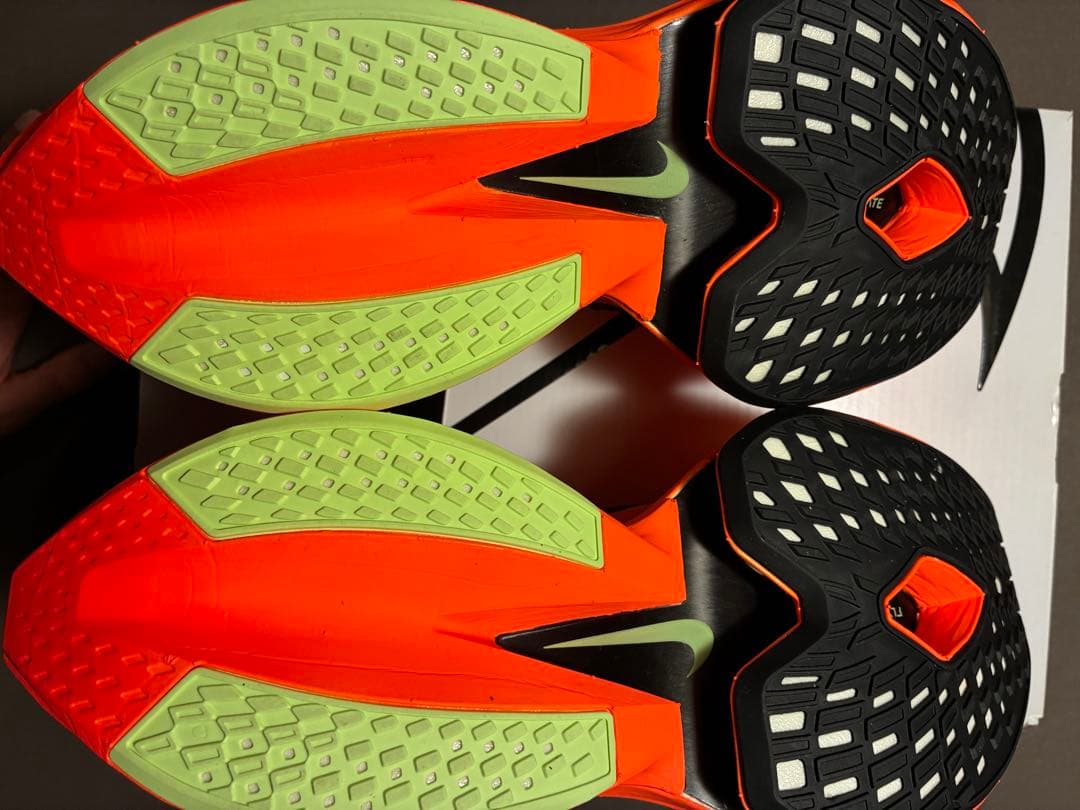 【新品・未使用】Nike alphafly2 アルファフライ2 27cm