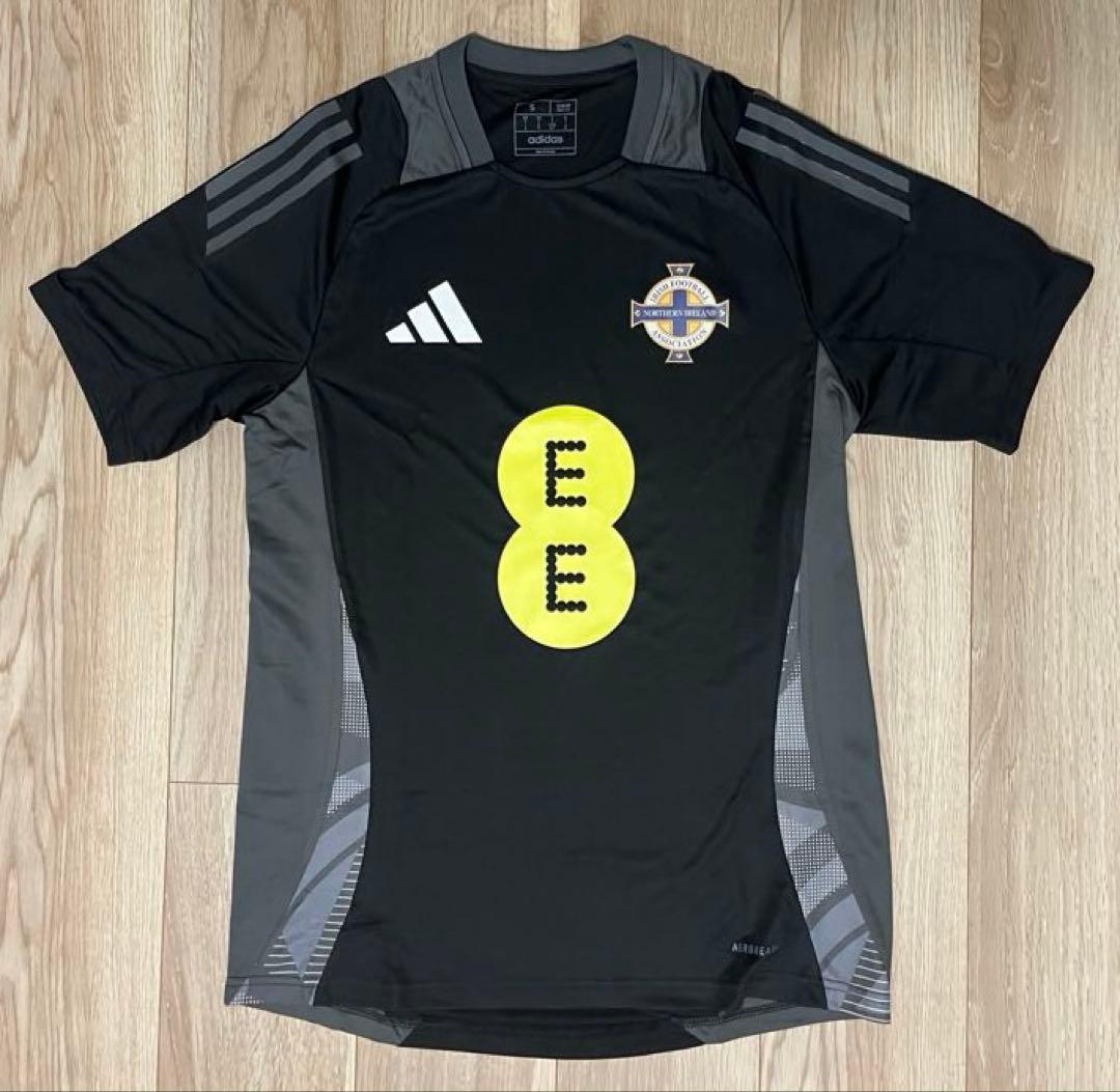 adidas 北アイルランド代表　トレーニングシャツ　プレマッチシャツ　国内M