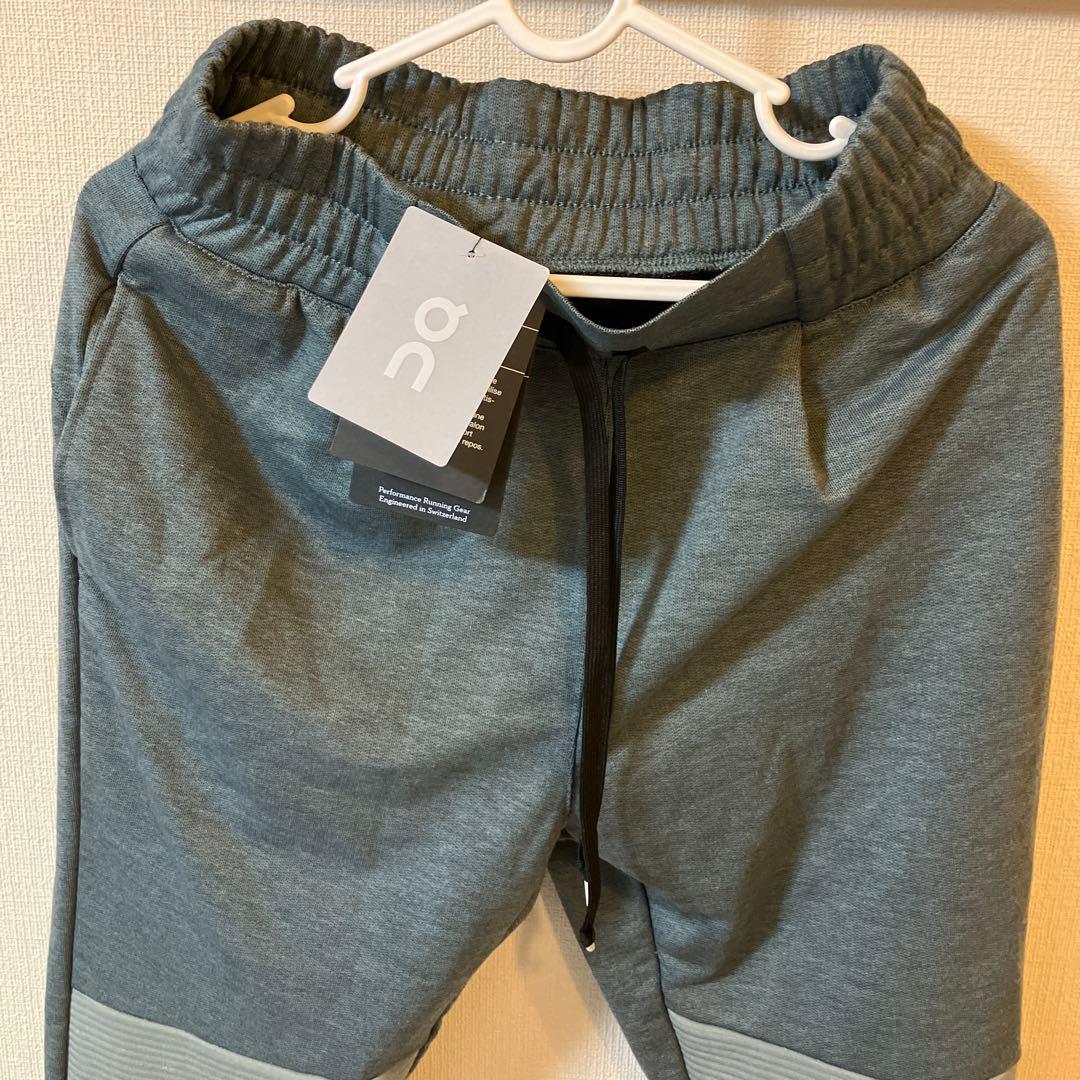 新品未使用ON レディス　ジャージパンツ XS