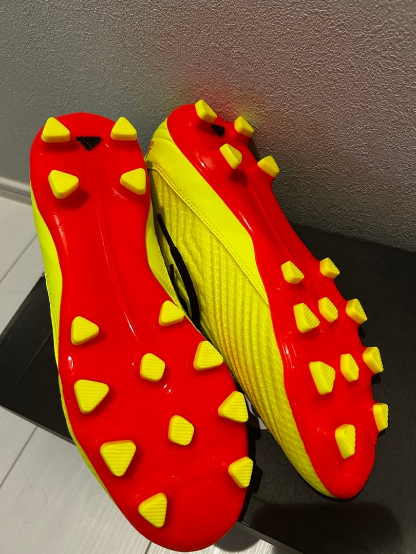 新品　adidas Predator 18.3 サッカースパイク27.5cm
