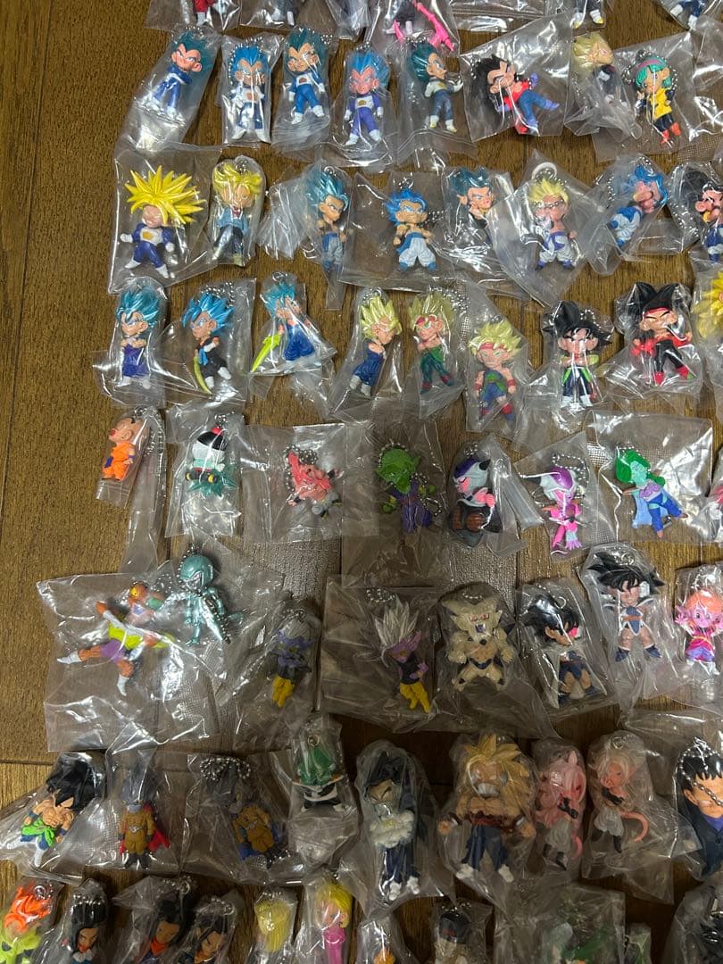 ドラゴンボールudm キーホルダー　未開封品大量
