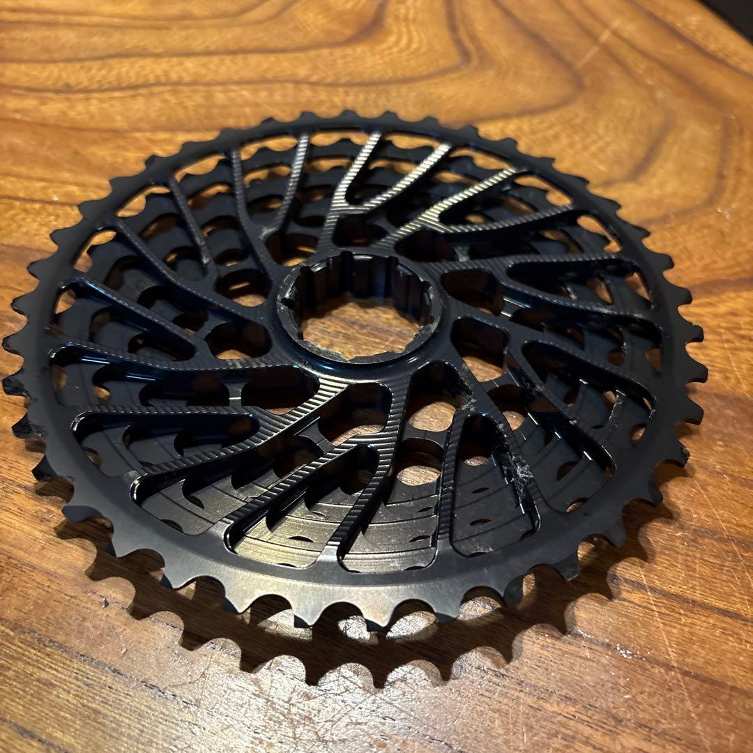 Absoluteblack スプロケットアダプター　超軽量CNC 28-40T