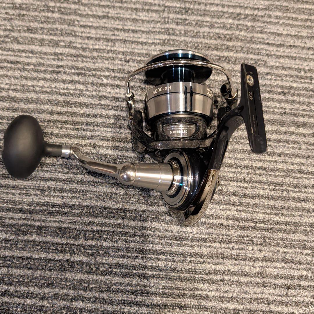 極美品　21DAIWA CERTATE SW14000-XH スピニングリール