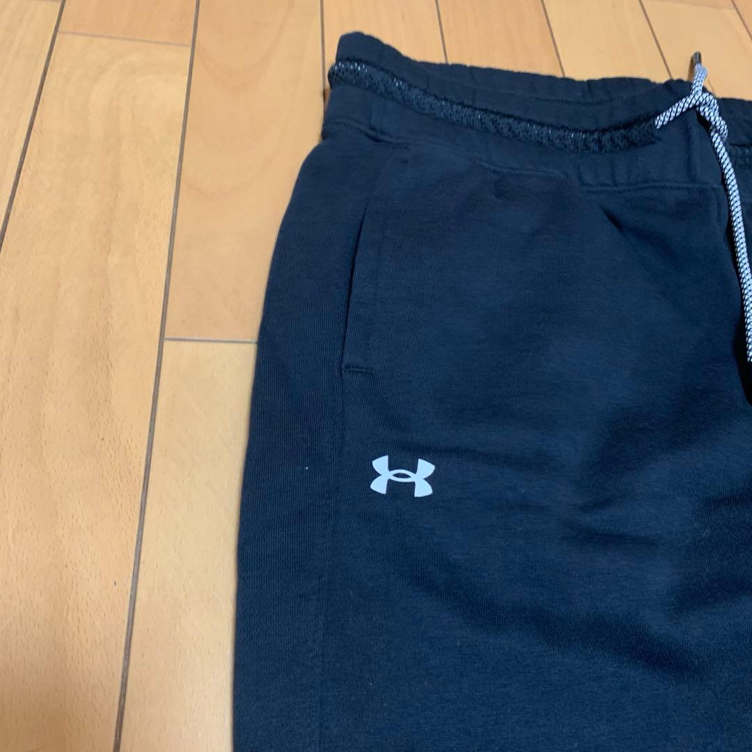 【Saku様】★ほぼ未使用★ Under Armour ジャージ上下セット SM